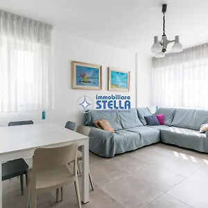 https://condomino-marina-marconi.hotelslidodijesolo.com